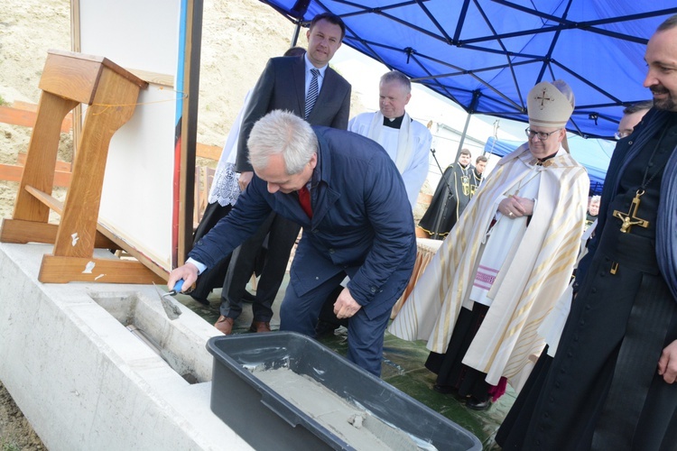 Kamień węgielny kościoła św. Jana Pawła II w Opolu