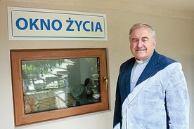 ▲	Ks. Janusz Rzeźnik, proboszcz parafii św. Marii Magdaleny, podkreśla że inicjatywa zrodziła się wśród ludzi świeckich.