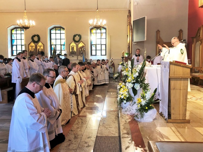 Prymicyjna Msza św. ks. Pawła Stawarczyka w Marklowicach Górnych