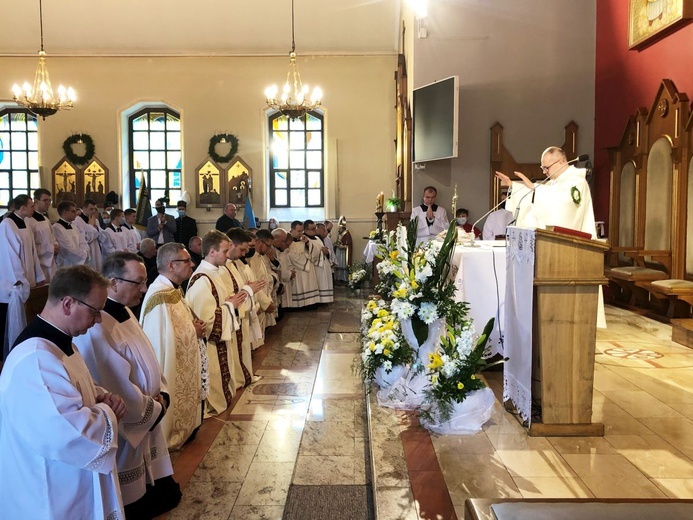 Prymicyjna Msza św. ks. Pawła Stawarczyka w Marklowicach Górnych