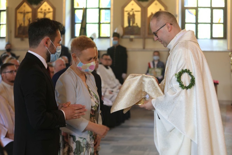 Prymicyjna Msza św. ks. Pawła Stawarczyka w Marklowicach Górnych