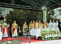 Podczas uroczystej Eucharystii sprawowanej w Cielądzu Zgromadzenie Ducha Świętego świętowało podwójny jubileusz.