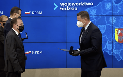 Odznaczenia otrzymało ponad 60 samorządowców z całej Polski, w tym prezydent Skiernieiwc Krzysztof Jażdżyk.
