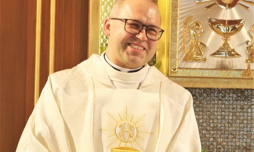 Odpowiedzią na ciepłe słowa był serdeczny uśmiech ks. Pawła...
