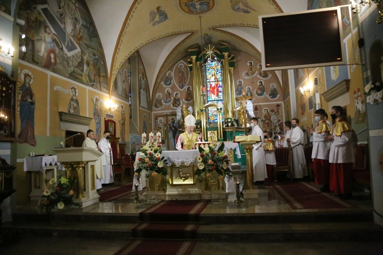 Sztandar AK w Zbylitowskiej Górze