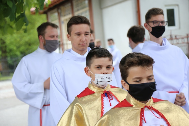 Sztandar AK w Zbylitowskiej Górze