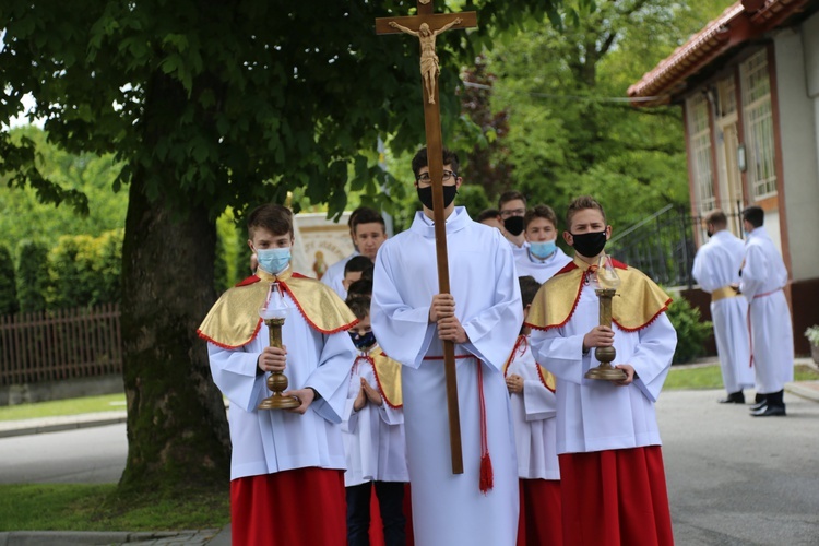 Sztandar AK w Zbylitowskiej Górze