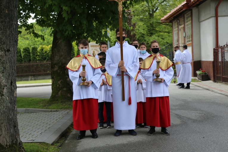 Sztandar AK w Zbylitowskiej Górze