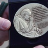 Medal upamiętnia papieską wizytę 