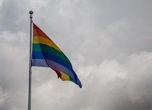 Ambasada USA przy Watykanie wywiesza flagę LGBT