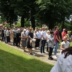 Tarnobrzeg. Procesja Bożego Ciała u ojców dominikanów