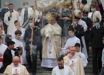 Tarnobrzeg. Procesja w parafii MBNP