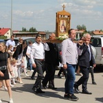 Tarnobrzeg. Procesja Bożego w parafii Miłosierdzia Bożego.