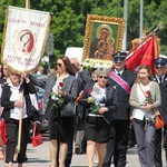 Tarnobrzeg. Procesja Bożego w parafii Miłosierdzia Bożego.