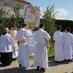 Tarnobrzeg. Procesja Bożego w parafii Miłosierdzia Bożego.