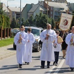 Tarnobrzeg. Procesja Bożego w parafii Miłosierdzia Bożego.