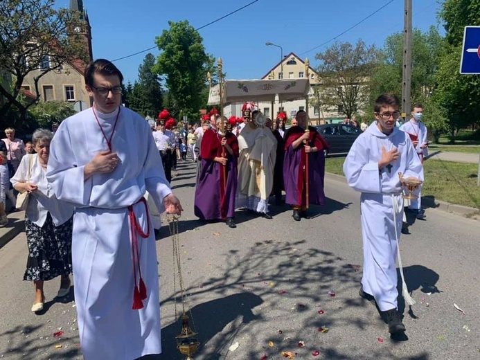 Boże Ciało w Nowej Rudzie Słupcu