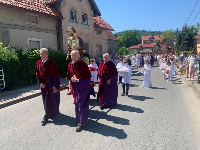 Boże Ciało w Nowej Rudzie Słupcu