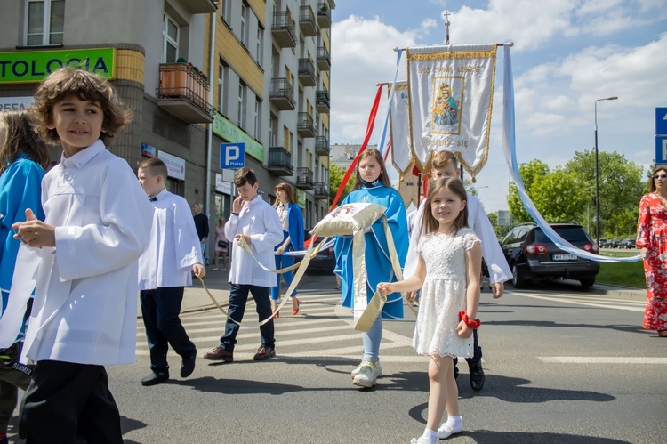 Dywan z kwiatów dla Jezusa