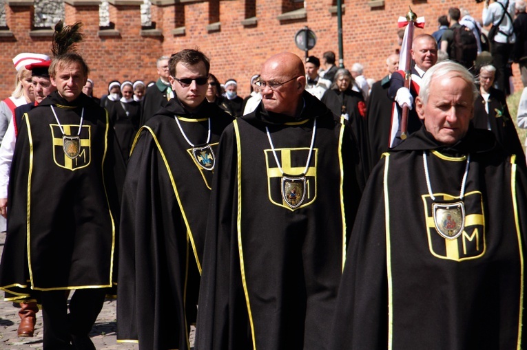 Boże Ciało 2021. Procesja z Wawelu na Rynek Główny