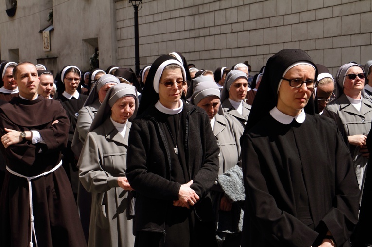 Boże Ciało 2021. Procesja z Wawelu na Rynek Główny