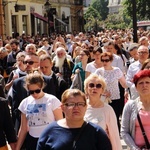 Boże Ciało 2021. Procesja z Wawelu na Rynek Główny