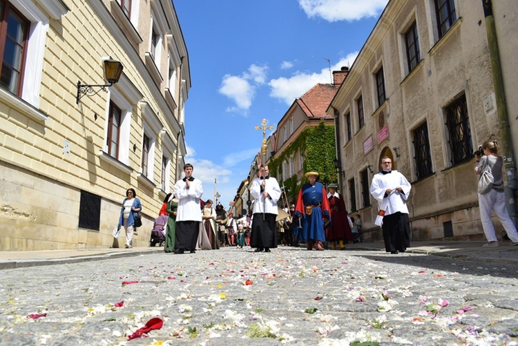 Sandomierz. Uroczystość Bożego Ciała w katedrze