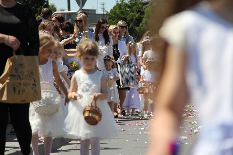 Boże Ciało 2021 - parafia pw. NMP Różańcowej w Kiełczowie