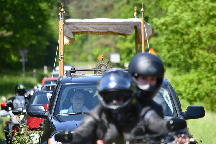 Zmotoryzowana procesja Bożego Ciała w Połczynie-Zdroju