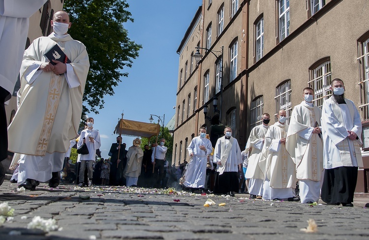 Procesja Bożego Ciała w Kołobrzegu, cz. 2