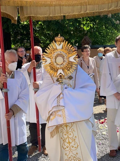 Boże Ciało u św. Jerzego w Dzierżonowie