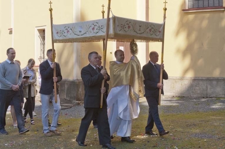 Boże Ciało w Kudowie Zdroju Słonem