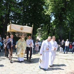 Boże Ciało u św. Barbary i w Zmartwychwstaniu w Wałbrzychu