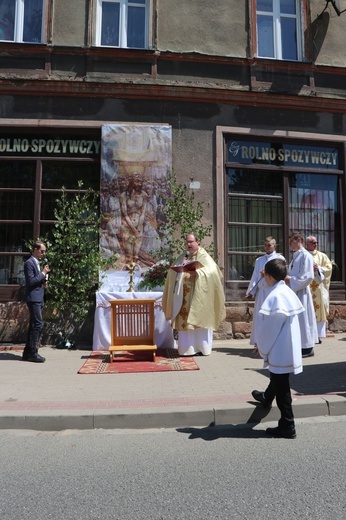 Boże Ciało u św. Barbary i w Zmartwychwstaniu w Wałbrzychu