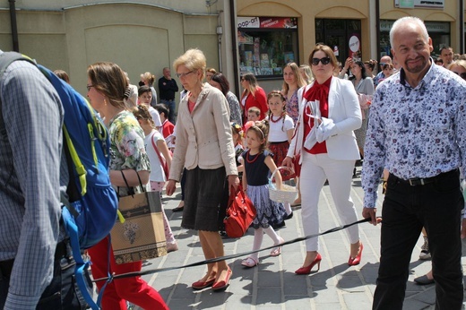 Uroczystość Bożego Ciała w parafii konkatedralnej w Żywcu - 2021