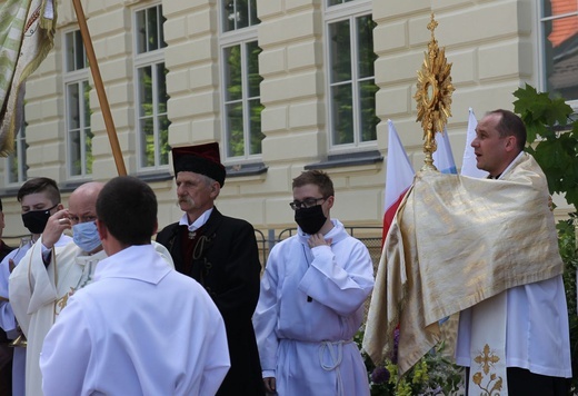 Uroczystość Bożego Ciała w parafii konkatedralnej w Żywcu - 2021