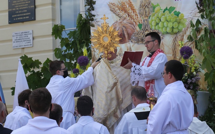 Uroczystość Bożego Ciała w parafii konkatedralnej w Żywcu - 2021