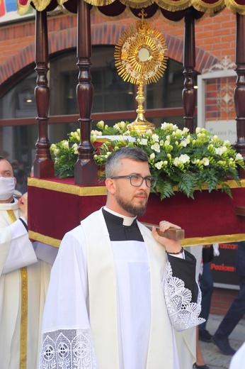 Przepiękna procesja