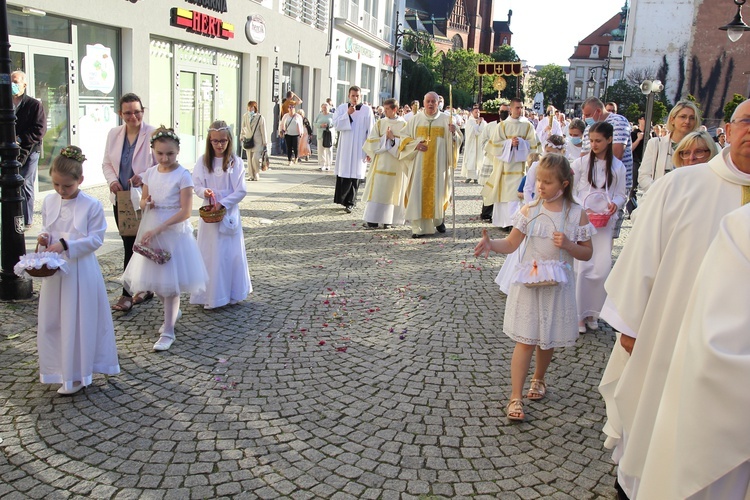 Przepiękna procesja