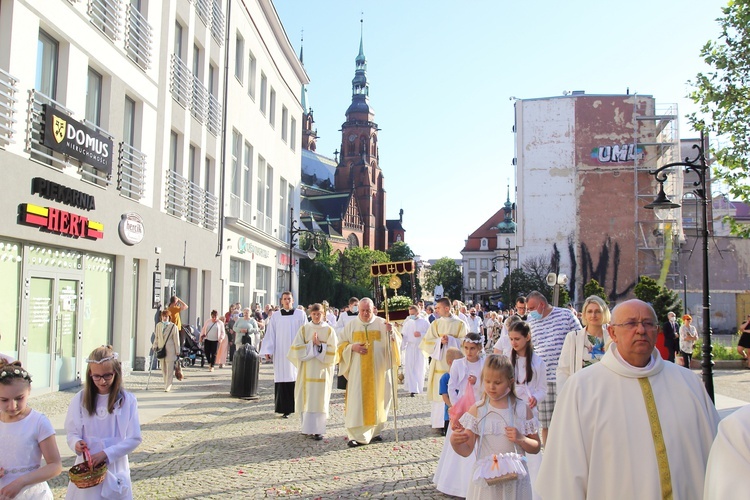 Przepiękna procesja