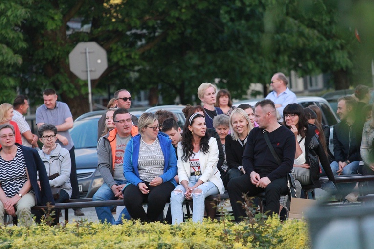 Koncert uwielbienia w Dębicy