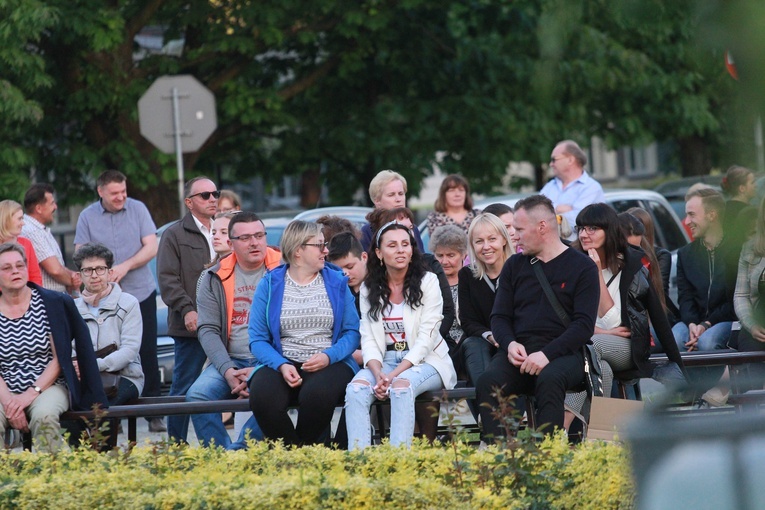 Koncert uwielbienia w Dębicy