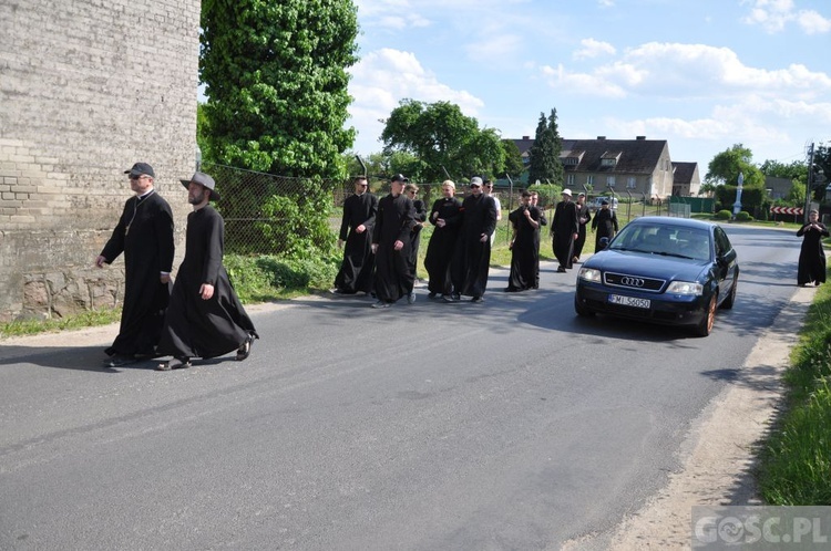 Z Paradyża do Rokitna o powołania