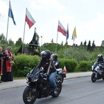 Motocykliści i strażacy na Drodze Papieskiej