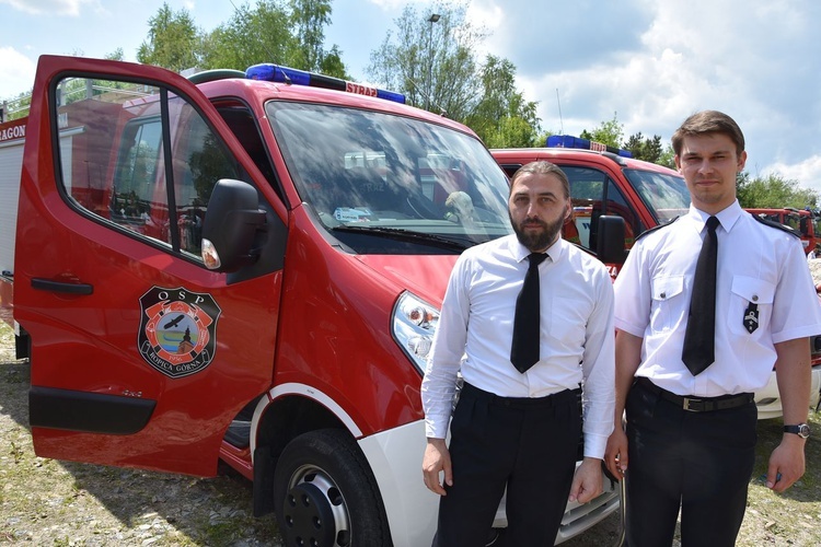 Motocykliści i strażacy na Drodze Papieskiej