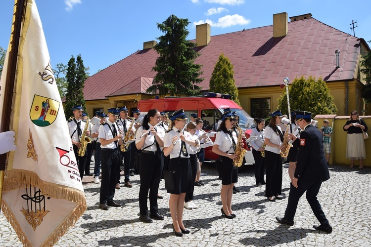 Poświęcenie sztandaru orkiestry w Górze św. Małgorzaty