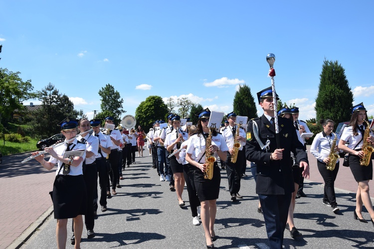 Poświęcenie sztandaru orkiestry w Górze św. Małgorzaty