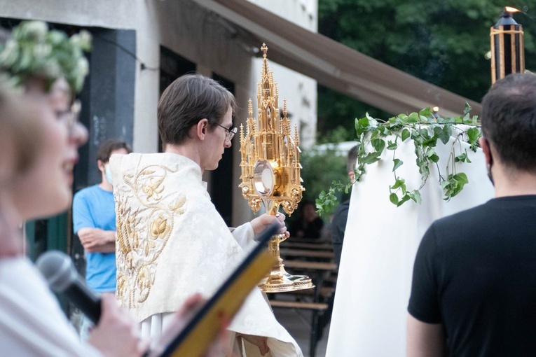 Akademicka Procesja Bożego Ciała