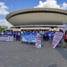 Region. Strajk ostrzegawczy pielęgniarek w 10 śląskich szpitalach i manifestacja pod Spodkiem