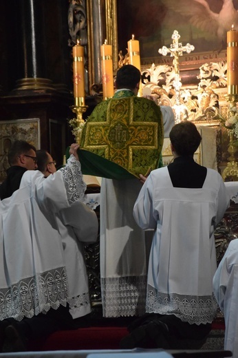 Msza prymicyjna w rycie trydenckim